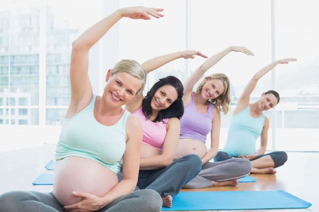 Tečaji nosečniške telovadbe nudijo možnost novih spoznanj