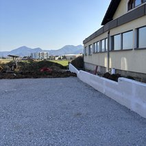 MEKLAV- izkopi in betoni - zidarske storitve, dekorativni beton, kamnolom, peskokop, asfaltiranje, polaganje tlakovcev, urejanje okolice, izkop gradbene jame, rušitvena dela - 20