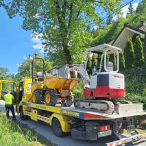 ZDP Peterlin, Anže Peterlin s.p. - urejanje okolice, odvoz materiala, polaganje tlakovcev, izkop gradbene jame, zidarske storitve, rušitvena dela - 18