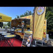Super Pšanc Food Truck in J3 Spirits mobilna prikolica (Slovensko žganje in gini) - 7