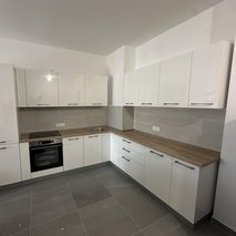 Montaža pohištva, David Kerezović, s.p. - odvoz materiala, prevoz blaga - 5