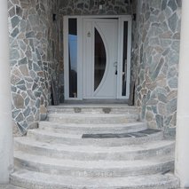 KERAARTIST, zaključna dela v gradbeništvu, Dejan Sivonjić s.p. - polaganje ploščic, odvoz materiala, zidarske storitve, prenova ali izgradnja kopalnice, hišni servis in popravila, dekorativni beton, sanacija balkonov in teras, polaganje tlakovcev, izdelava in montaža pulta, polaganje laminata, čistilne storitve, selitvene storitve, mizarstvo, talne obloge, interier / notranje oblikovanje, polaganje vinila - 14