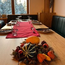 Ribniška koča - poročna lokacija, najem prostora za dogodke, catering hrane in pijače, pogostitev za dogodke ali zabave, wellness, team building dogodki, namestitev - 23