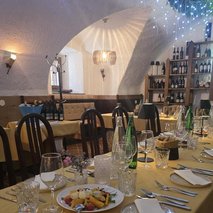 Bistro Grad ob sotočju - catering hrane in pijače, najem prostora za dogodke, poročna lokacija, pogostitev za dogodke ali zabave - 20