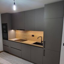 ĆEŠKO, mizarske storitve, Dejan Češnovar s.p. - mizarstvo, prodaja, izdelava in vgradnja vrat, izdelava in montaža pulta - 2