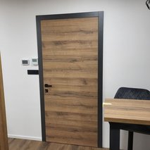 ĆEŠKO, mizarske storitve, Dejan Češnovar s.p. - mizarstvo, prodaja, izdelava in vgradnja vrat, izdelava in montaža pulta - 9