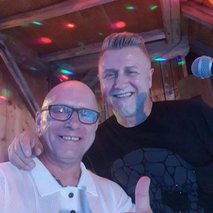 Dj Play 4U - glasbeni nastopi, najem foto stojnice, animacija na dogodkih, cvetličarske storitve in dekoracija, ozvočenje in razsvetljava prireditev, team building dogodki - 13