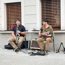 Glasbene Storitve Jan Jarni - glasbeni nastopi, glasbena šola, animacija na dogodkih - 5