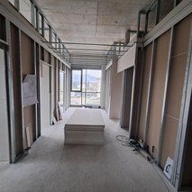 Gradbena dela, Saša Timarac, s.p. - zidarske storitve, slikopleskarstvo, hišni servis in popravila, montaža knaufa, odvoz materiala, krovstvo, kleparstvo, tesarstvo, izdelava in montaža nadstreška, montaža in prodaja oken, prodaja, izdelava in vgradnja vrat, talne obloge, izdelava ali prenova fasade, polaganje ploščic, izdelava in montaža tende, polaganje tlakovcev, rušitvena dela, dekorativni beton - 2
