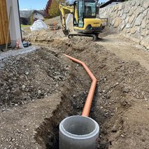 Gradbeništvo in urejanje okolice Matej Korenč s.p - urejanje okolice, izkop gradbene jame, zidarske storitve, odvoz materiala, hišni servis in popravila, slikopleskarstvo, talne obloge, polaganje tlakovcev, prevoz blaga, gradnja hiše na ključ, rušitvena dela, montaža knaufa, polaganje ploščic - 1
