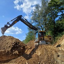 Gradbeništvo Kopko d.o.o. - zidarske storitve, urejanje okolice, vodovodne inštalacije in popravila, gradnja hiše na ključ, asfaltiranje, kamnolom, peskokop, prevoz blaga, prenova stanovanja na ključ, prenova mansarde na ključ, izkop gradbene jame, prenova ali izgradnja kopalnice, rušitvena dela - 12