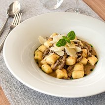 Hotel Špica Laško - najem prostora za dogodke, poročna lokacija, pogostitev za dogodke ali zabave - 27