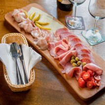 Kratochwill - najem prostora za dogodke, pogostitev za dogodke ali zabave - 10