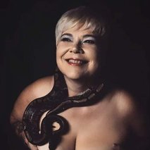 Marina Benkovič / ARTNVENOM - animacija na dogodkih, fotografiranje, sprehajanje psov, vrtnarske storitve, video produkcija, snemanje poroke, pasja šola, alternativne metode zdravljenja, grafično oblikovanje - 84