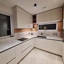 Maxi Interieri, Žiga Mravlja s.p. - mizarstvo, prodaja, izdelava in vgradnja vrat, tiskarske storitve, tapetništvo, grafično oblikovanje, prenova stanovanja na ključ, interier / notranje oblikovanje, stenske obloge - 204