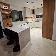 Maxi Interieri, Žiga Mravlja s.p. - mizarstvo, prodaja, izdelava in vgradnja vrat, tiskarske storitve, tapetništvo, grafično oblikovanje, prenova stanovanja na ključ, interier / notranje oblikovanje, stenske obloge - 206