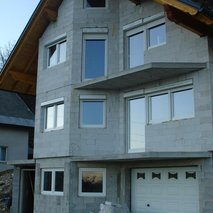 MBA Oberžan d.o.o. - prodaja, izdelava in vgradnja vrat, steklarstvo, montaža in prodaja oken - 6