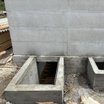 MEKLAV- izkopi in betoni - zidarske storitve, dekorativni beton, kamnolom, peskokop, asfaltiranje, polaganje tlakovcev, urejanje okolice, izkop gradbene jame, rušitvena dela - 3
