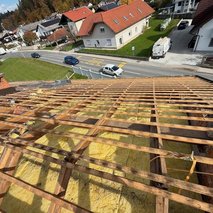 MF Montaže, Emir Tahirović s.p. - krovstvo, kleparstvo, tesarstvo, izdelava brunarice (lesene hiše), izdelava in montaža nadstreška - 4