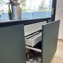 MIZARSTVO SKAZA, mizarstvo, montaža, proizvodnja, trgovina in storitve, d.o.o. - prodaja, izdelava in vgradnja vrat, arhitekturne storitve, tapetništvo, mizarstvo, prenova hiše na ključ, izdelava in montaža pulta, prenova stanovanja na ključ, prenova mansarde na ključ - 146