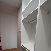 Frodi d.o.o. - mizarstvo, ograje, izdelava in montaža pulta - 16