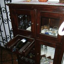 Provansalske, Francoske, Moderne lesene podeželske kuhinje Rustika Masiva d.o.o. - mizarstvo, interier / notranje oblikovanje, prodaja, izdelava in vgradnja vrat, izdelava in montaža pulta, tapetništvo - 30