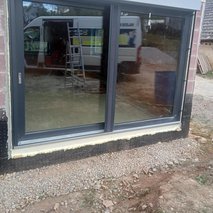 PANTRADING OPREMA d.o.o. - montaža in prodaja oken, prodaja, izdelava in vgradnja vrat, servis oken in vrat ter senčil, slikopleskarstvo - 9