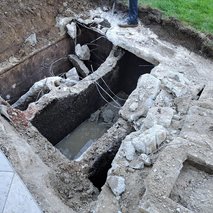 Robert Golob s.p. - zidarske storitve, slikopleskarstvo, gradnja hiše na ključ, urejanje okolice, vrtnarske storitve, prenova stanovanja na ključ, prenova mansarde na ključ, montaža knaufa, izkop gradbene jame, polaganje tlakovcev - 15