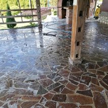 SIJplus d.o.o. - čistilne storitve, odvoz materiala, hišni servis in popravila, deratizacija, dezinsekcija in dezinfekcija, urejanje okolice, vrtnarske storitve, selitvene storitve, prenova hiše na ključ, prenova ali izgradnja kopalnice, rušitvena dela, prenova stanovanja na ključ - 9