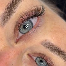 Studio City - makeup storitve (ličenje), kozmetični salon, manikerstvo / pedikerstvo - 2