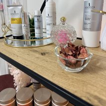 Studio City - makeup storitve (ličenje), kozmetični salon, manikerstvo / pedikerstvo - 7