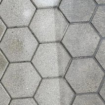 Sureclean - visokotlačno čiščenje, slikopleskarstvo, odvoz materiala, servis oken in vrat ter senčil, talne obloge, selitvene storitve, polaganje vinila, urejanje okolice, vrtnarske storitve, čistilne storitve, montaža in prodaja oken, prevoz blaga, namakalni sistem, polaganje laminata - 7