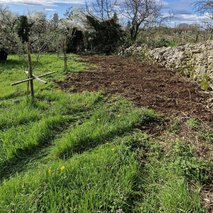 U-milimeter d.o.o. - urejanje okolice, mizarstvo, prevoz blaga, ključavničarstvo, rušitvena dela, odvoz materiala, prodaja, izdelava in vgradnja vrat, hišni servis in popravila, izkop gradbene jame - 2