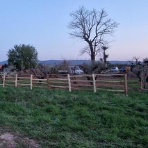Woodscribed Žan Uršič s.p. - hišni servis in popravila, ograje, urejanje okolice, vrtnarske storitve, mizarstvo, talne obloge, gozdarstvo, polaganje laminata - 13