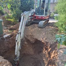 ZDP Peterlin, Anže Peterlin s.p. - urejanje okolice, odvoz materiala, polaganje tlakovcev, izkop gradbene jame, zidarske storitve, rušitvena dela - 2