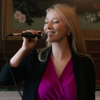Larisa Kompan Music