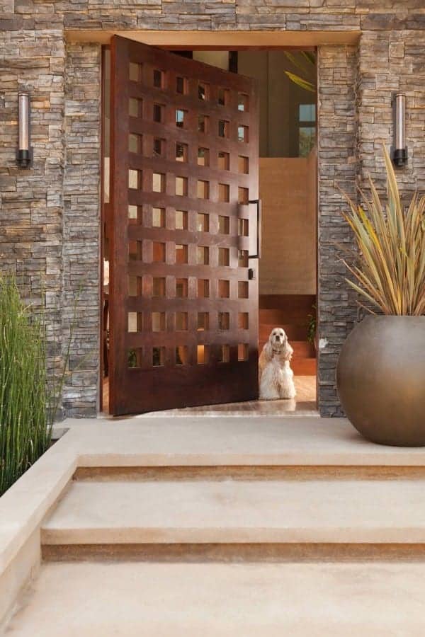 lesena masivna moderna vhodna vrata cena 16