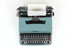 pisanje besedil pisalni stroj