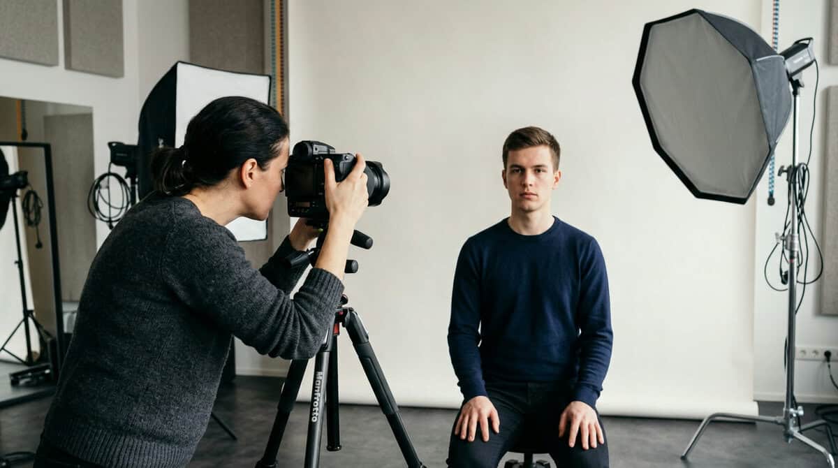 Fotografiranje za dokumente: vse, kar morate vedeti za popolno sliko – fotografiranje za dokumente